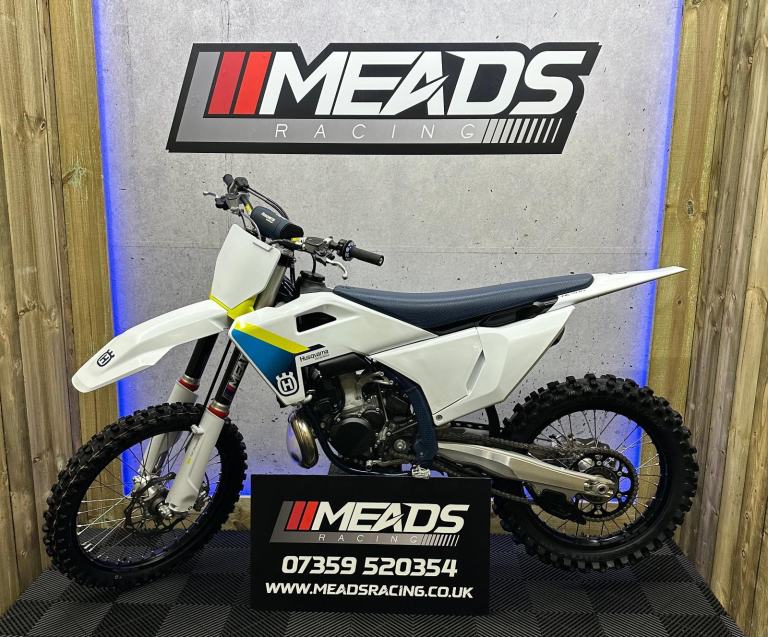 HUSQVARNA TC300 2025