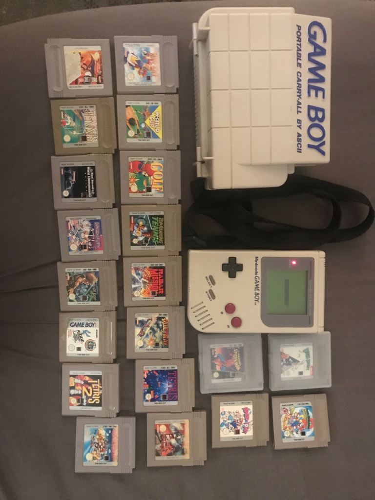 Nintendo Game Boy Original with Games & Carry Case