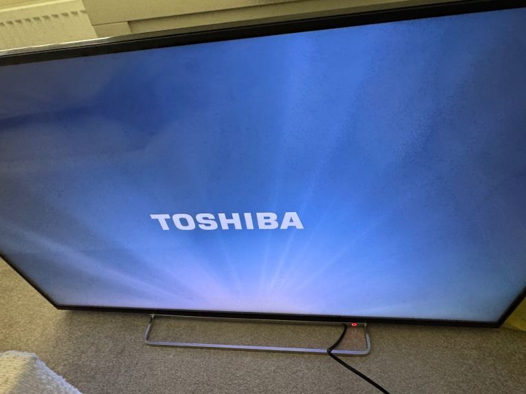 Toshiba 32-inch tv 