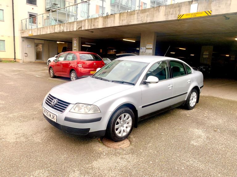 Volkswagen, PASSAT, Saloon, 2005, Manual, 1984 (cc), 4 doors
