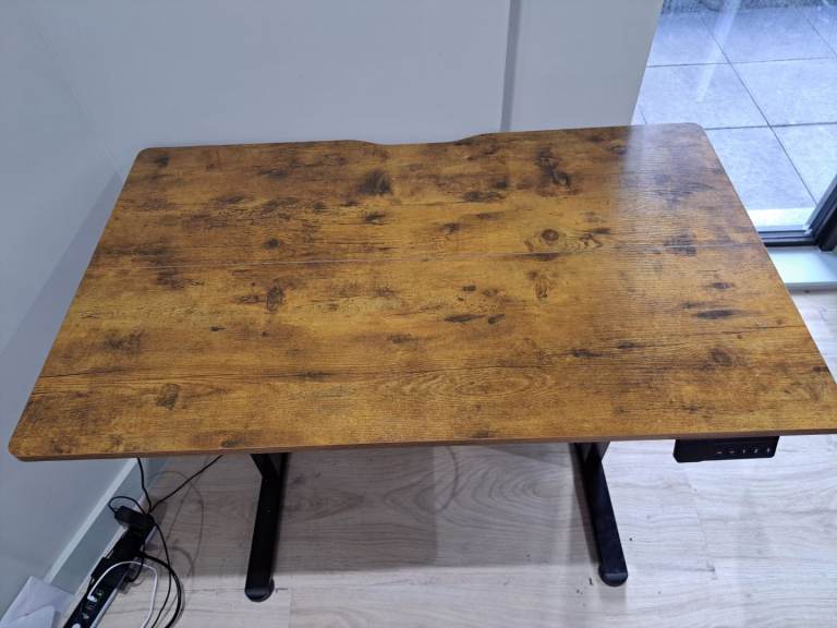 Electric height adjustable sit/standing desk and ergonomic desk chair 