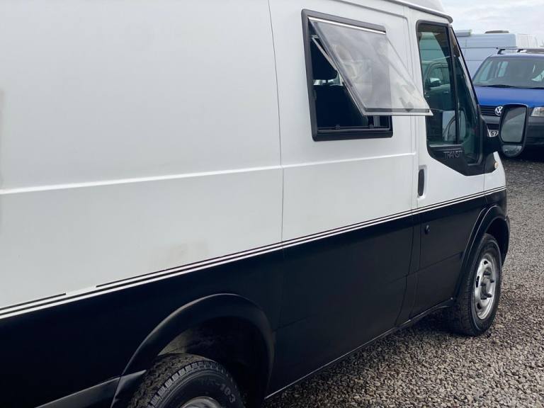 2009 Ford Transit Medium Roof Van TDCi 85ps PANEL VAN DIESEL Manual