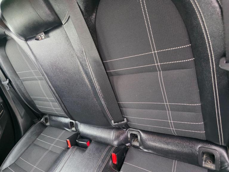 2015 Mercedes-Benz CLA 2.1 CLA220 CDI Sport Coupe 7G-DCT Euro 6 (s/s) 4dr SALOON Diesel Automatic