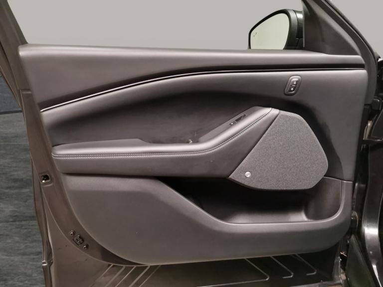 2022 Ford Mustang Mach-E 216kW Extended Range 88kWh RWD 5dr Auto HATCHBACK ELECTRIC Automatic