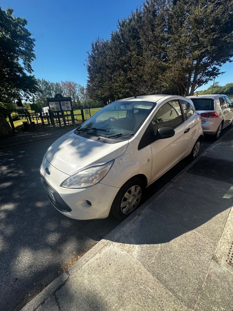 Ford, KA, Hatchback, 2011, Manual, 1242 (cc), 3 doors