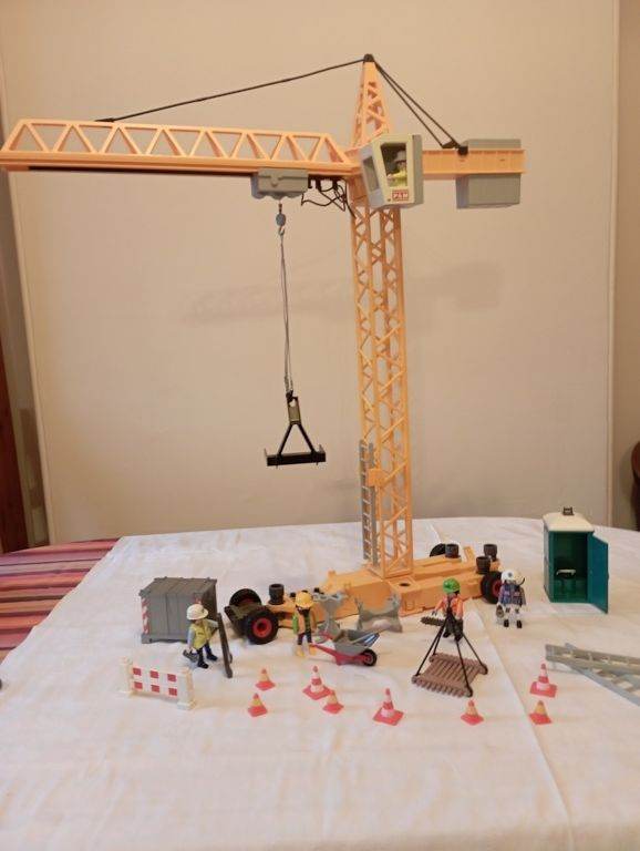 Playmobil Construction Crane & Extras