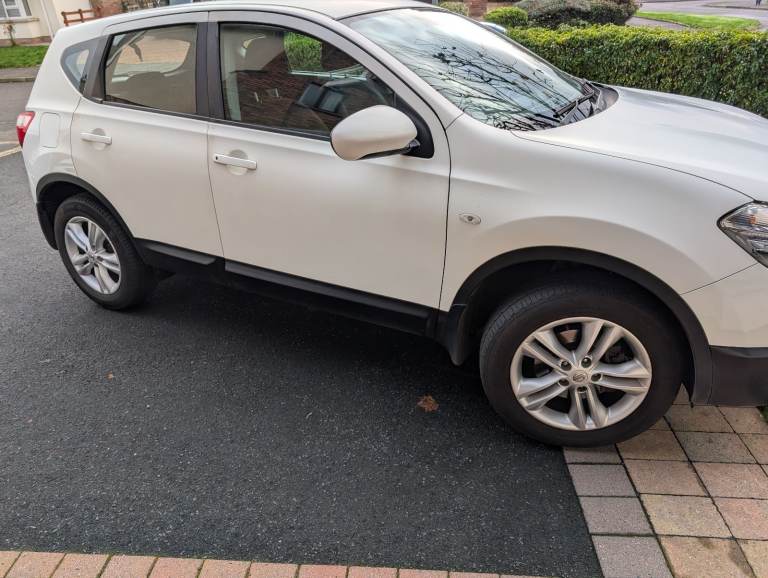 Nissan, QASHQAI, Hatchback, 2011, Manual, 1461 (cc), 5 doors