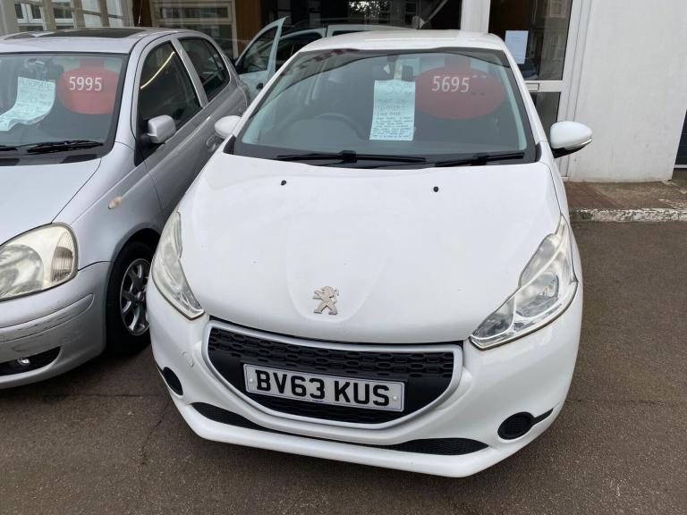 2013 Peugeot 208 1.2 VTi Access+ 3dr HATCHBACK Petrol Manual