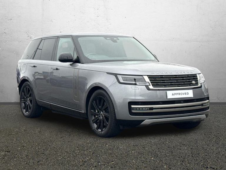 LAND ROVER RANGE ROVER 3.0 P440e SE 4dr Auto