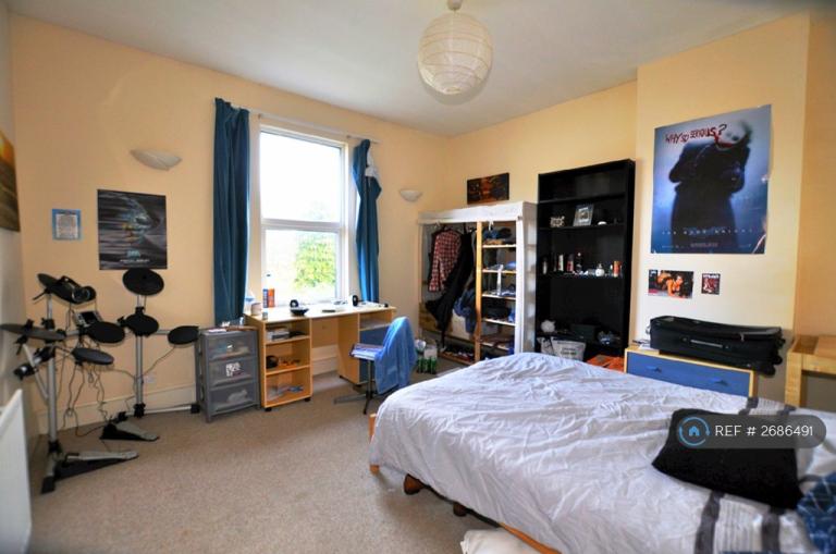 6 bedroom house in Brentry Road, Bristol, BS16 (6 bed) (#2686491)