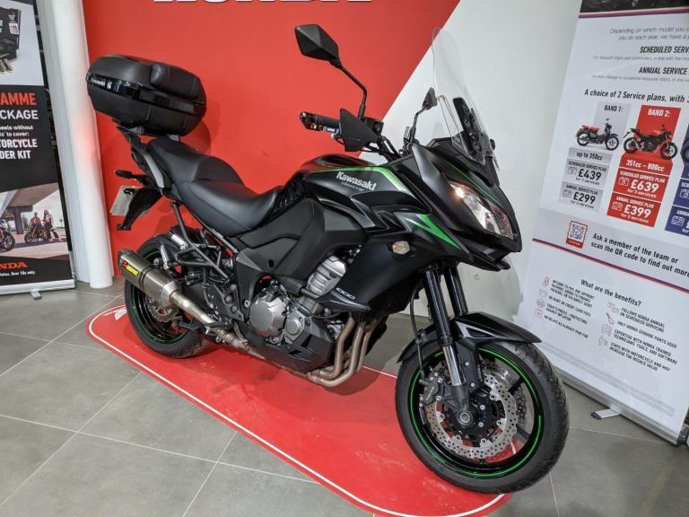 2018 KAWASAKI VERSYS 1000 BLACK AKRAPOVIC EXHAUST GEN TOP BOX SUPERB BIKE