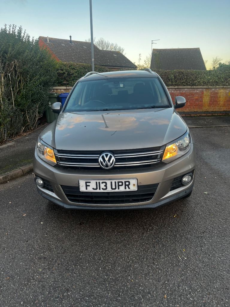 Volkswagen, TIGUAN, Estate, 2013, Manual, 1968 (cc), 5 doors