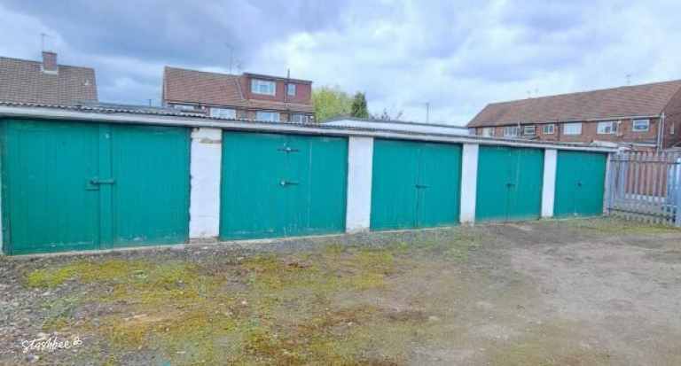 Garage to rent in Coventry (CV6) | Stashbee