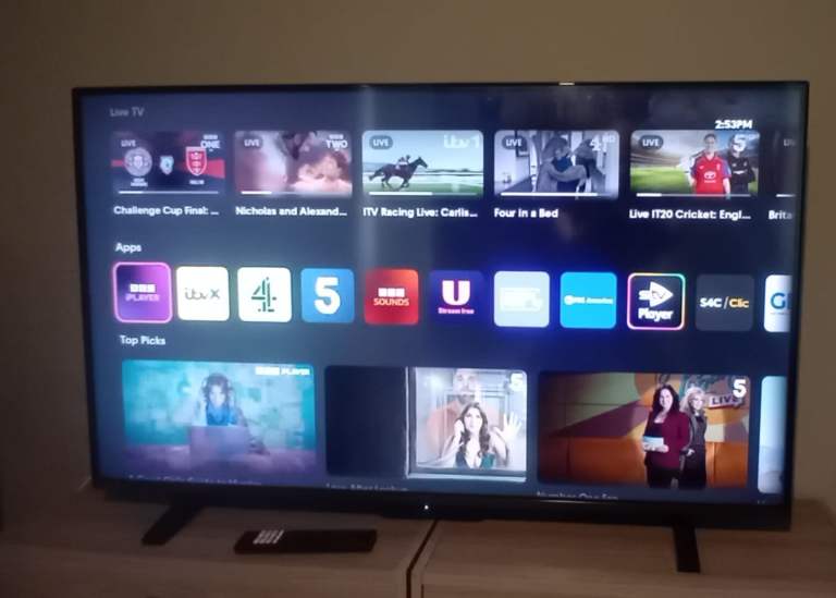TOSHIBA SMART TV FOR SALE