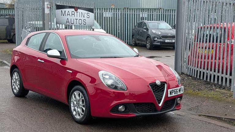 2016 Alfa Romeo Giulietta 2.0 JTDM-2 Super 5dr HATCHBACK Diesel Manual