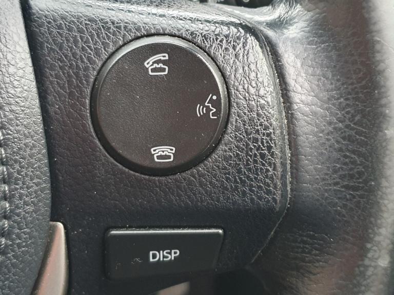 2015 Toyota RAV4 2.2 D-4D Invincible SUV 5dr Diesel Manual 4WD Euro 5 (150 ps)