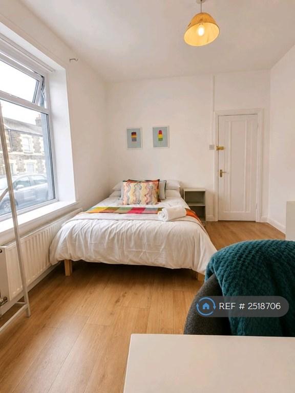 1 bedroom in Ruby St, Cardiff, CF24 (#2518706)