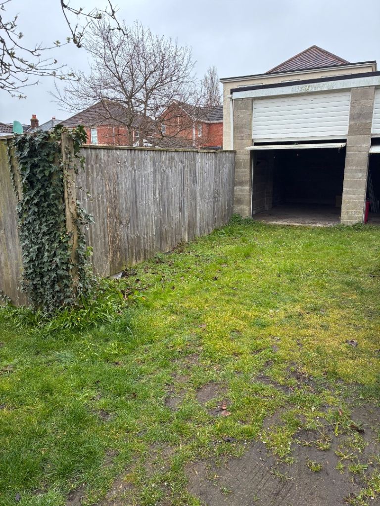 2 x lock up garages to rent Parkstone