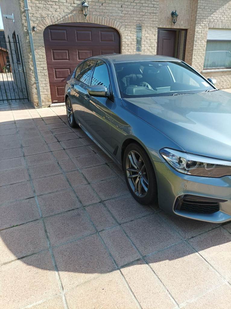 BMW 520I M SPORT