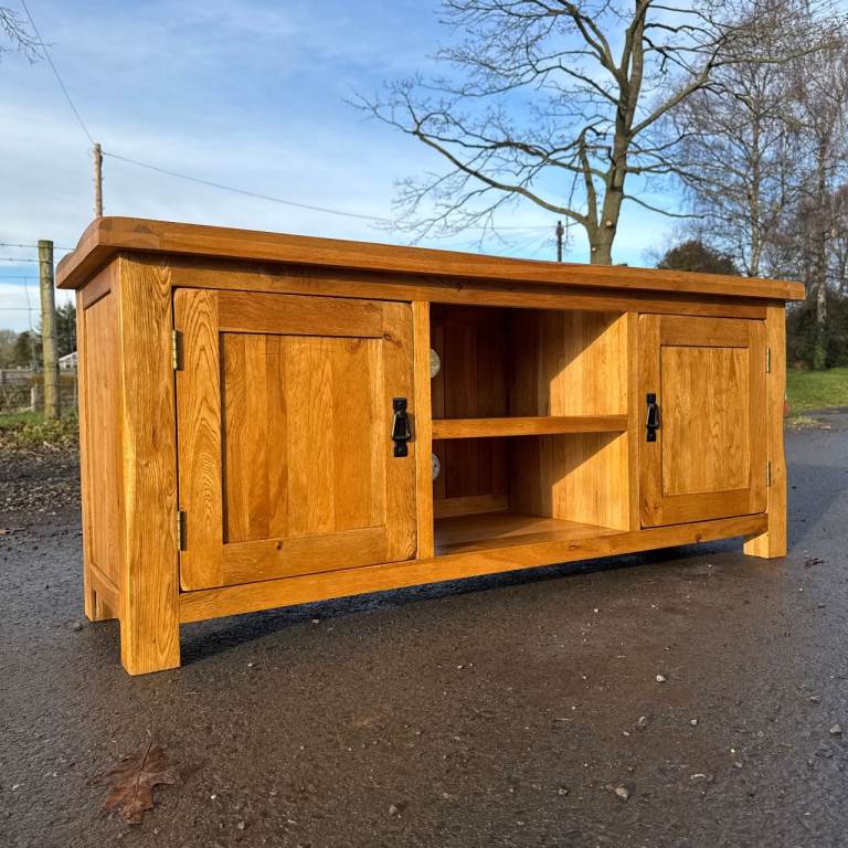 Solid Oak TV Unit Modern Oak Furnitureland Cabinet Stand Rustic Original