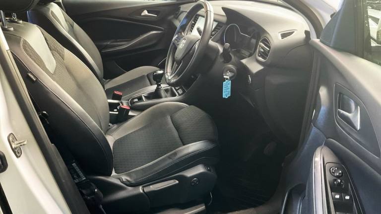 2019 Vauxhall Grandland X 1.2 Turbo Business Edition Nav 5dr HATCHBACK PETROL Manual