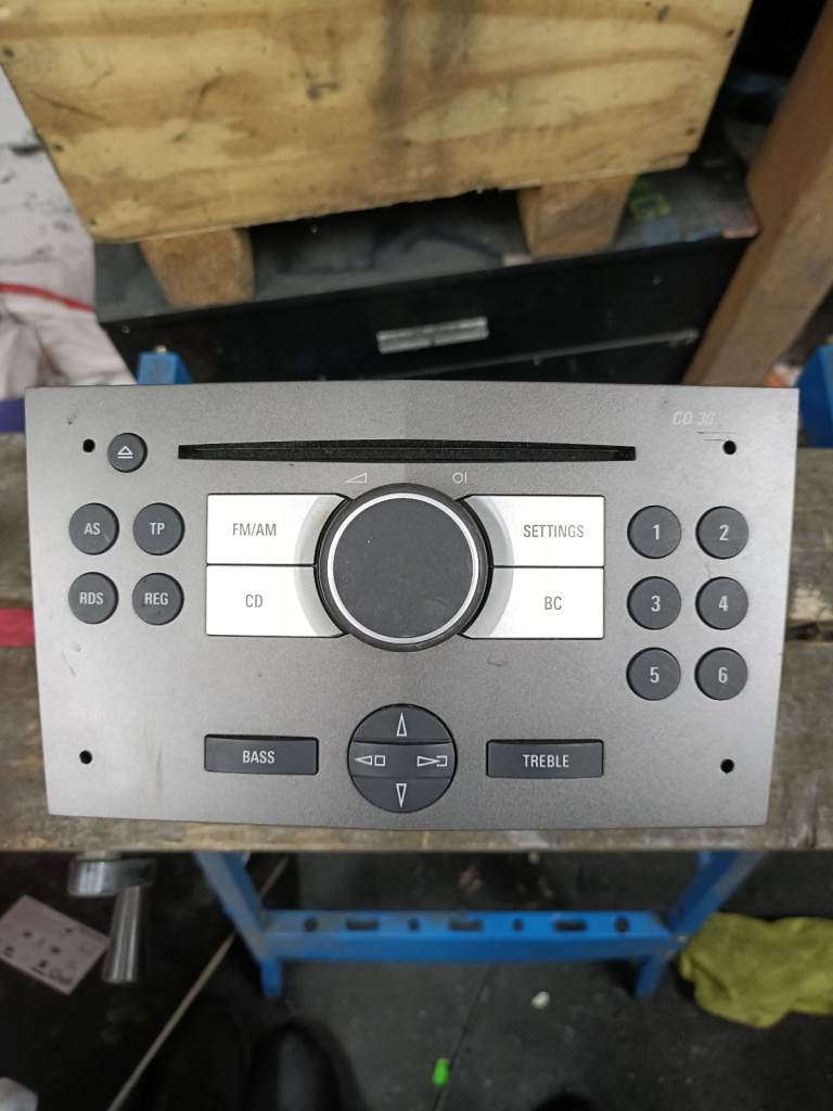 UNTESTED Vauxhall Opel Astra Radio