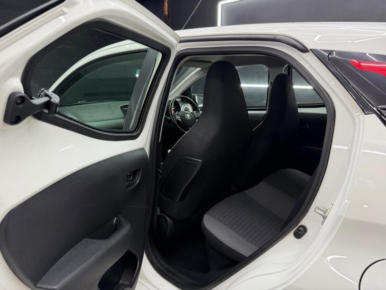 2018 Toyota AYGO 1.0 VVT-i X-Play 5dr HATCHBACK PETROL Manual