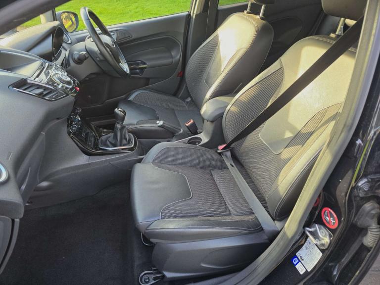 2014 Ford Fiesta 1.0 EcoBoost Titanium X 5dr HATCHBACK PETROL Manual