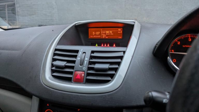 2007 Peugeot 207 1.6 HDi 110 SE 5dr HATCHBACK Diesel Manual