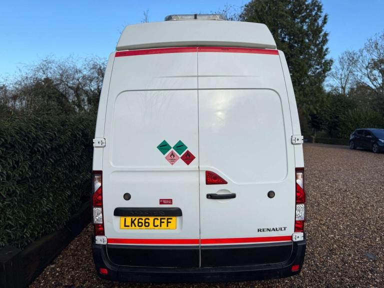 2017 Renault Master 2.3 Master 35 MWB Panel Van Diesel Manual