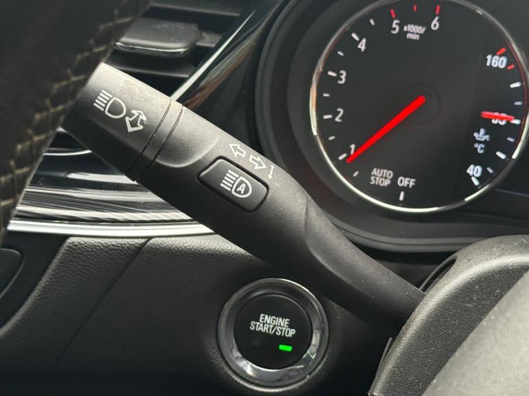 2018 Vauxhall Insignia 1.6 Turbo D ecoTec Elite Nav 5dr ESTATE DIESEL Manual