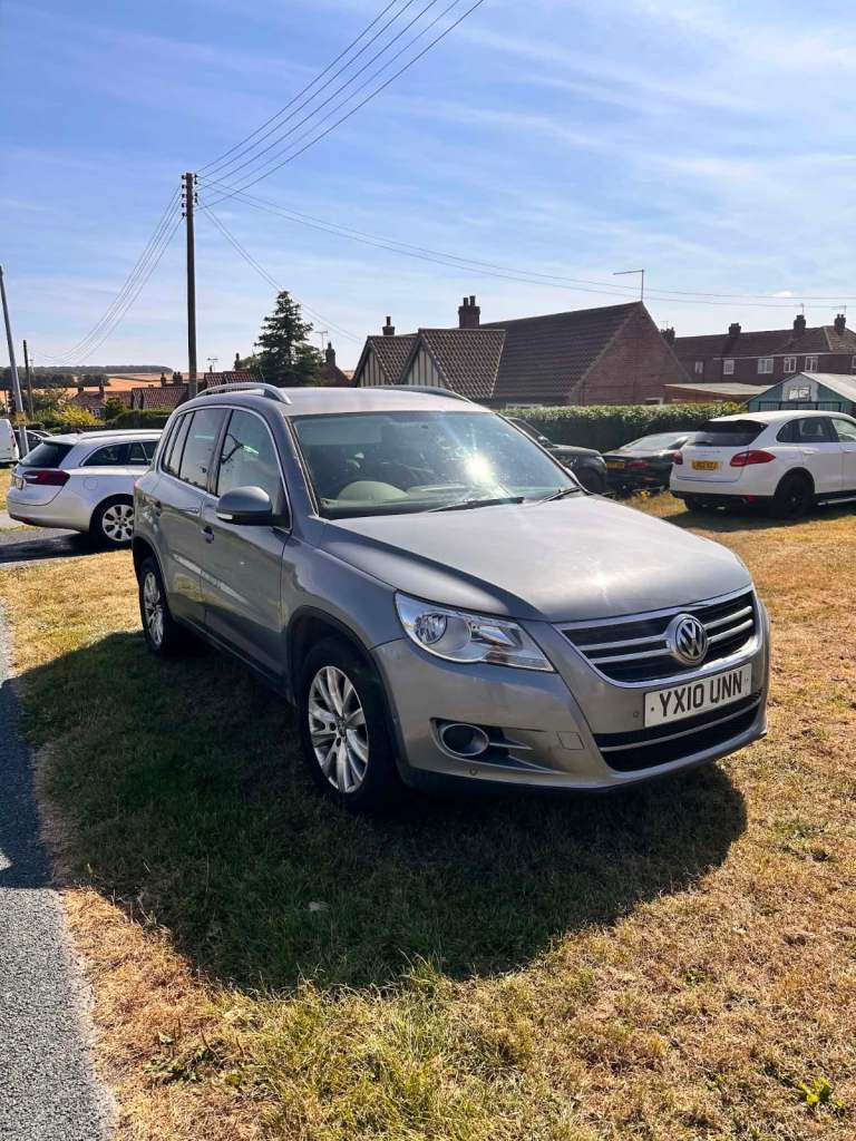 Volkswagen, TIGUAN, Estate, 2010, Manual, 1968 (cc), 5 doors