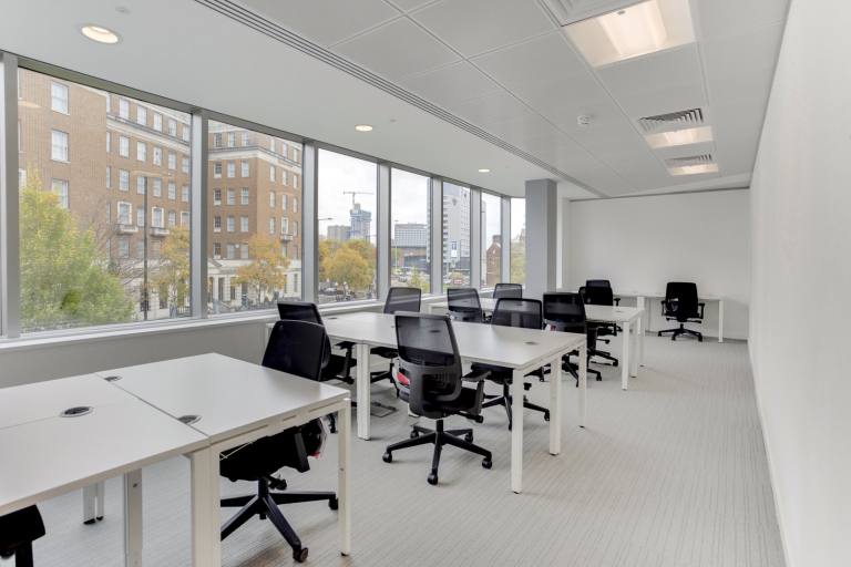 Birmingham - B15 1TR \ Large Office Space Ideal for Up to 15 Desks