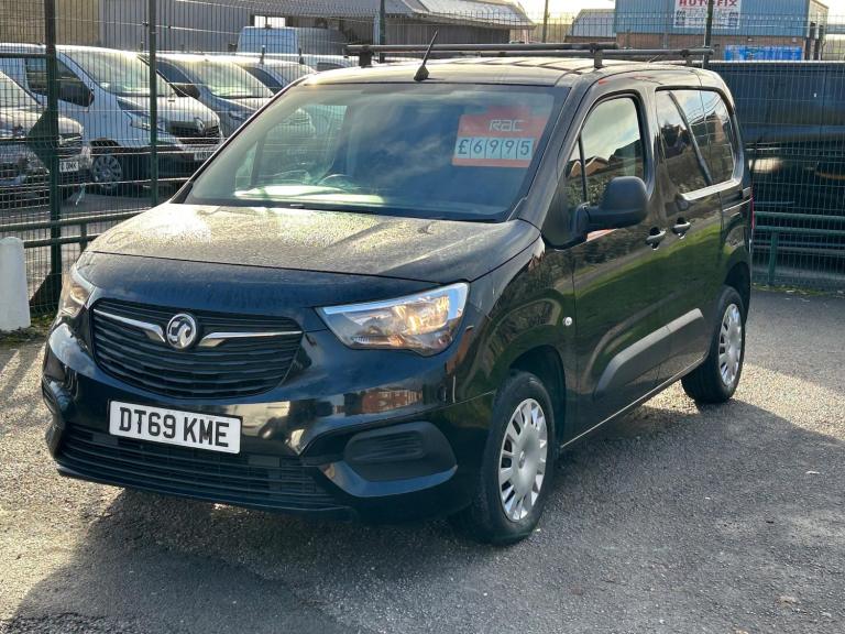 2020 Vauxhall Combo 1.5 Turbo D 2000 Sportive L1 H1 Euro 6 (s/s) 4dr PANEL VAN Diesel Manual