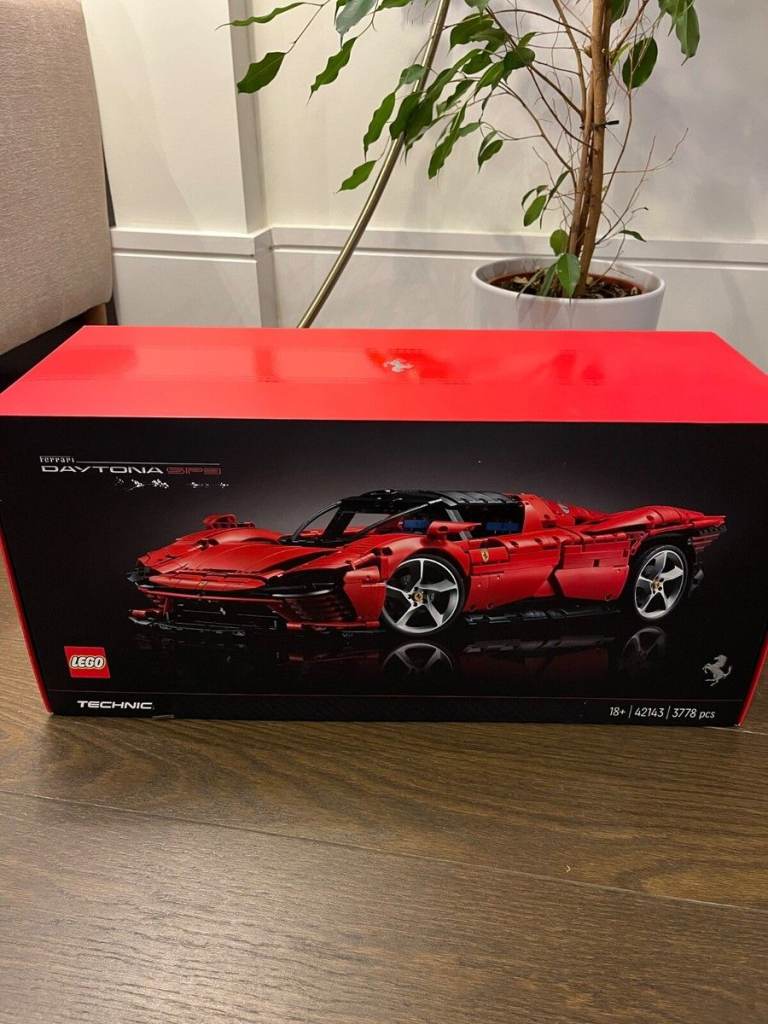 Lego 42143 Ferrari Daytona SP3