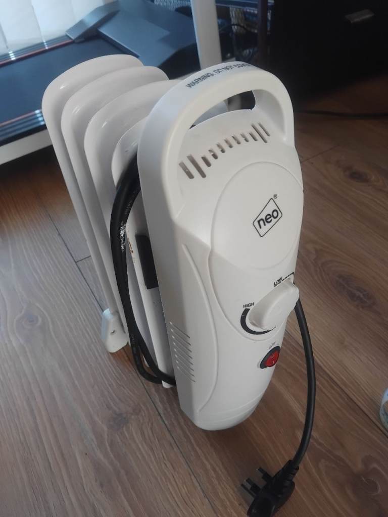 Neo White Oil Filled Radiator Heater – Good Condition
