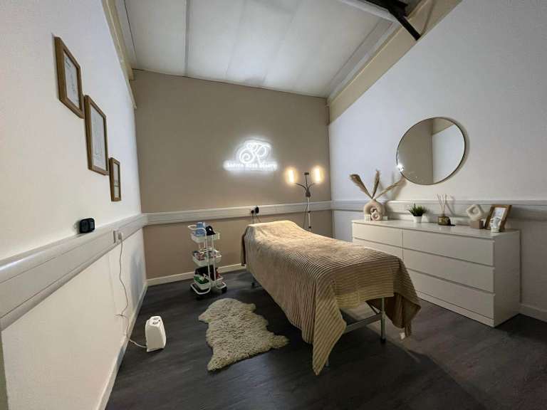 Beauty Studio/Room To Rent - South London - Anerley/Crystal Palace