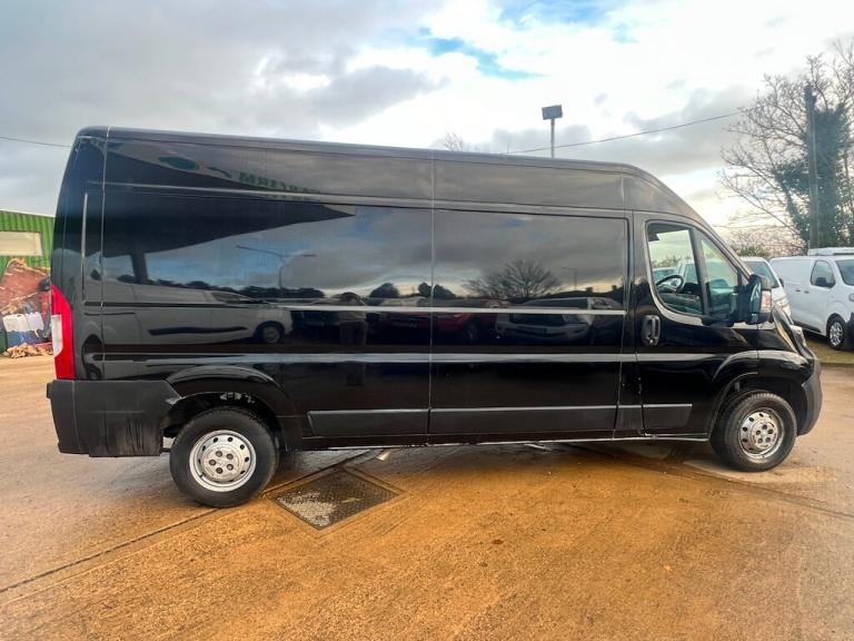 2022 Peugeot Boxer 2.2 BlueHDi 335 Professional Panel Van 5dr Diesel Manual L3 H2 Euro 6 (s/s) Pa...