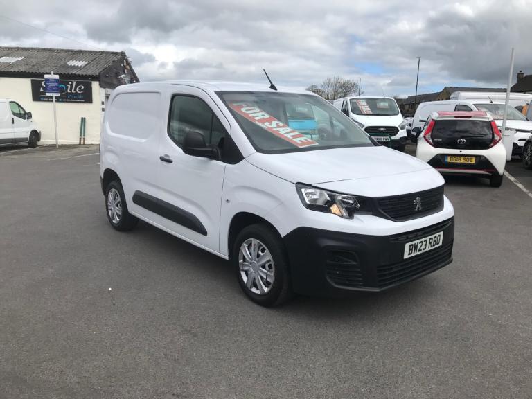 2023 Peugeot Partner 1000 1.5 BlueHDi 100 Professional Premium + Van PANEL VAN Diesel Manual