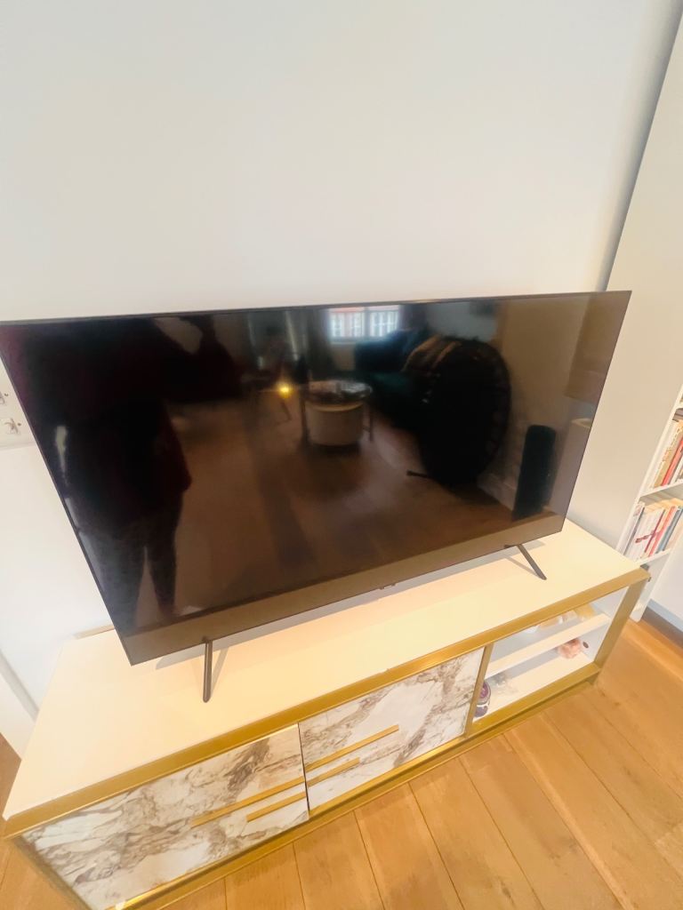 Full Luxury Home Furniture Set – Sofa, Bed, TV, Dining – £3000 (Moving Sale) lo