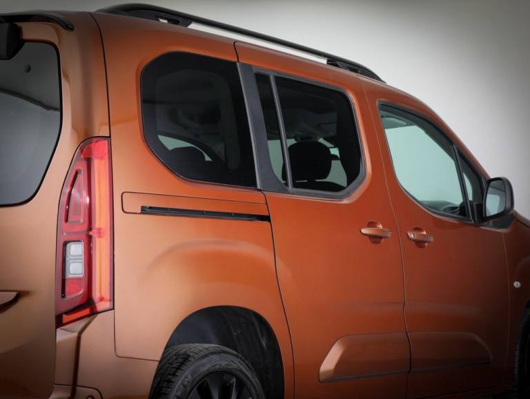 2021 Vauxhall Combo Life 1.2 Turbo 130 Elite 5dr Auto [7 seat] MPV PETROL Automatic