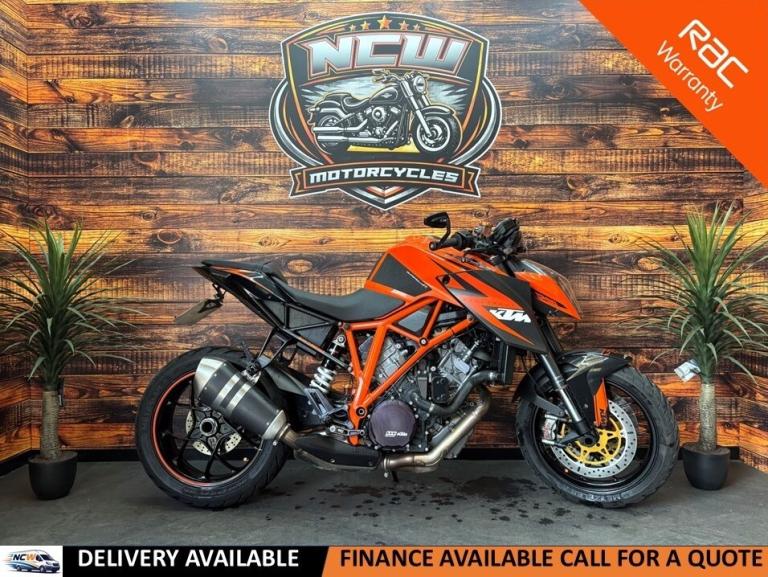 2015 KTM SUPERDUKE Super Duke R 1290  Petrol Manual
