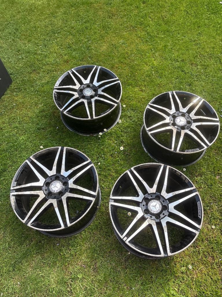 19 Inch Mercedes AMG Alloy Set 
