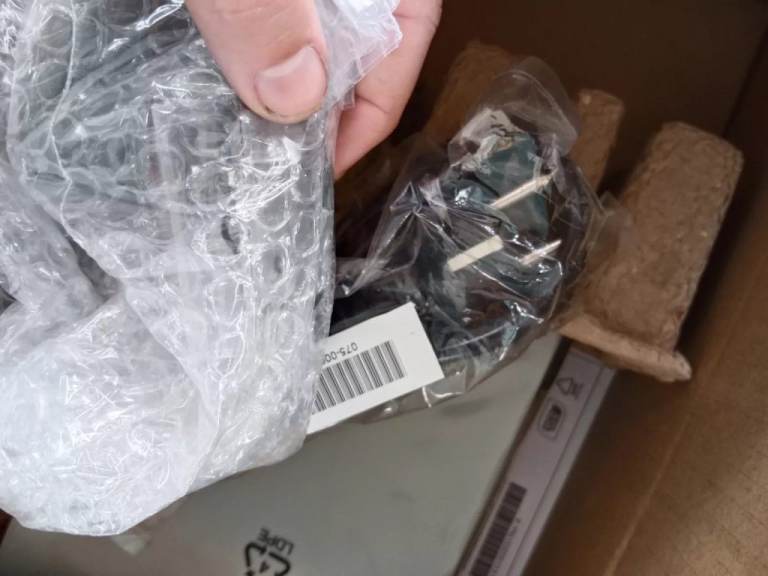 BNIB Allied Telesis AT-GS910/16 16-Port Gigabit Switch 10/100/1000T Unmanaged