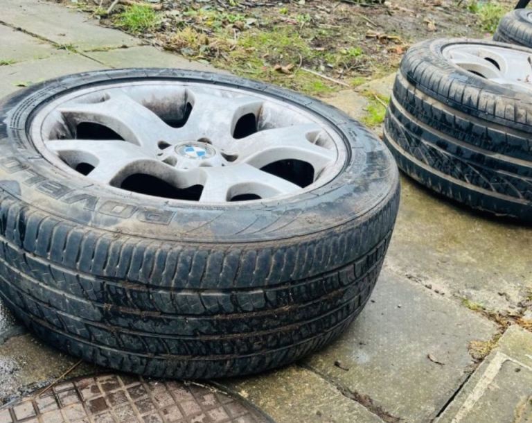 BMW X5 Tiger Claw Alloy Wheels. 