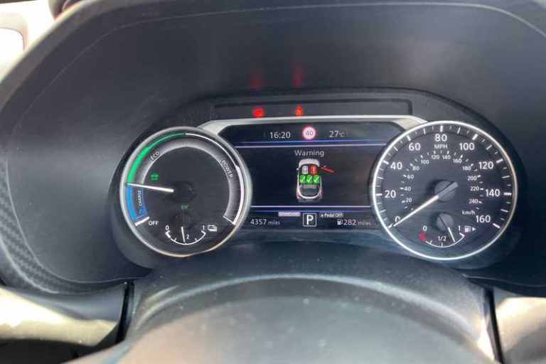 2022 Nissan Juke 1.6 HYBRID TEKNA 5DR AUTO Hatchback Hybrid Automatic