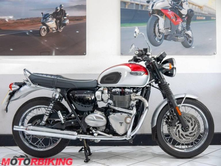 2018 (18) Triumph Bonneville T120 - Beautiful & clearly cherished example!!