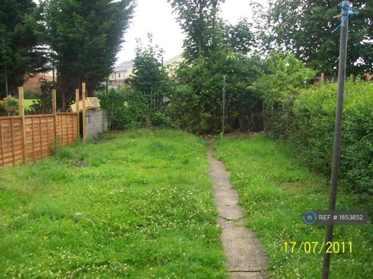 3 bedroom house in Ilminster Avenue, Bristol, BS4 (3 bed) (#1853852)