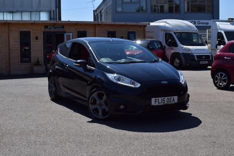 2015 Ford Fiesta 1.6T EcoBoost ST-2 Euro 6 3dr HATCHBACK Petrol Manual