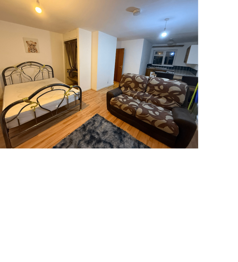 Spacious & Cosy studio flat for Rent LE4 6FT